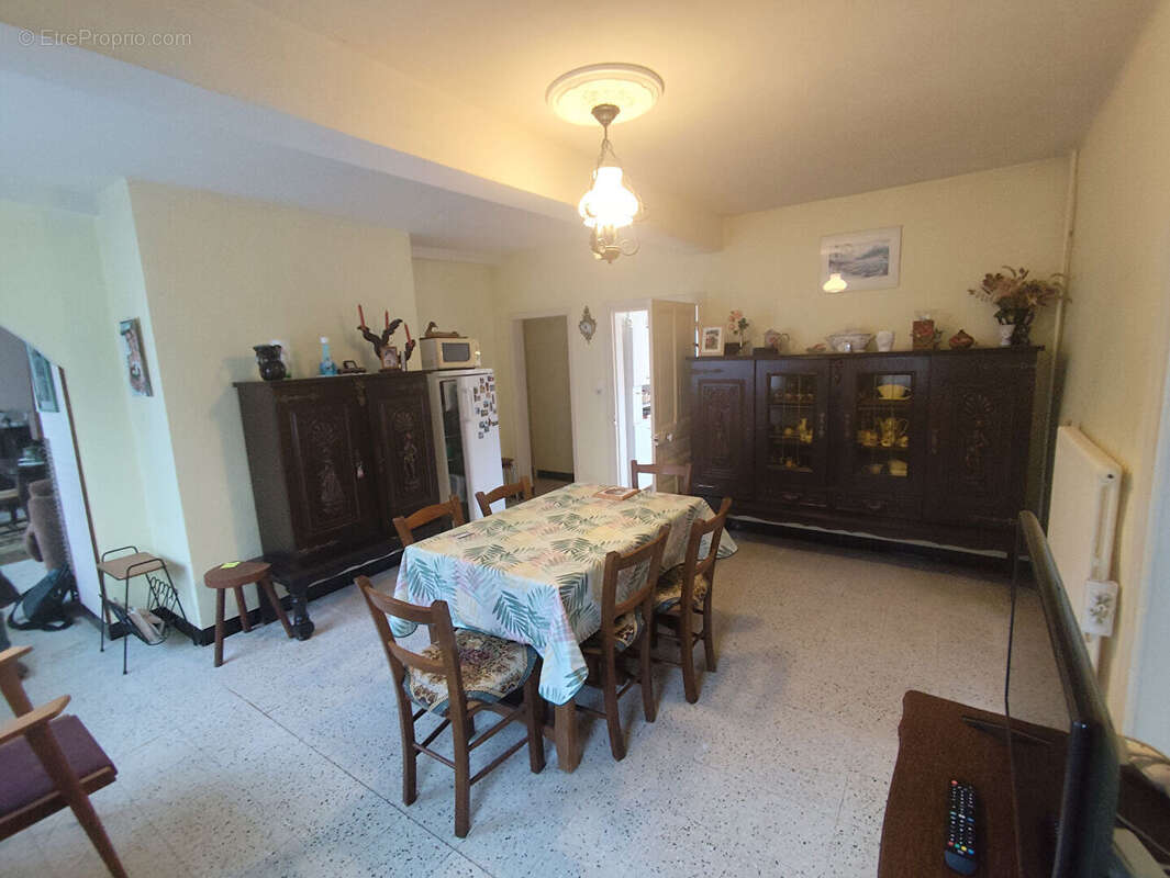 Maison à BEAULIEU-LES-FONTAINES