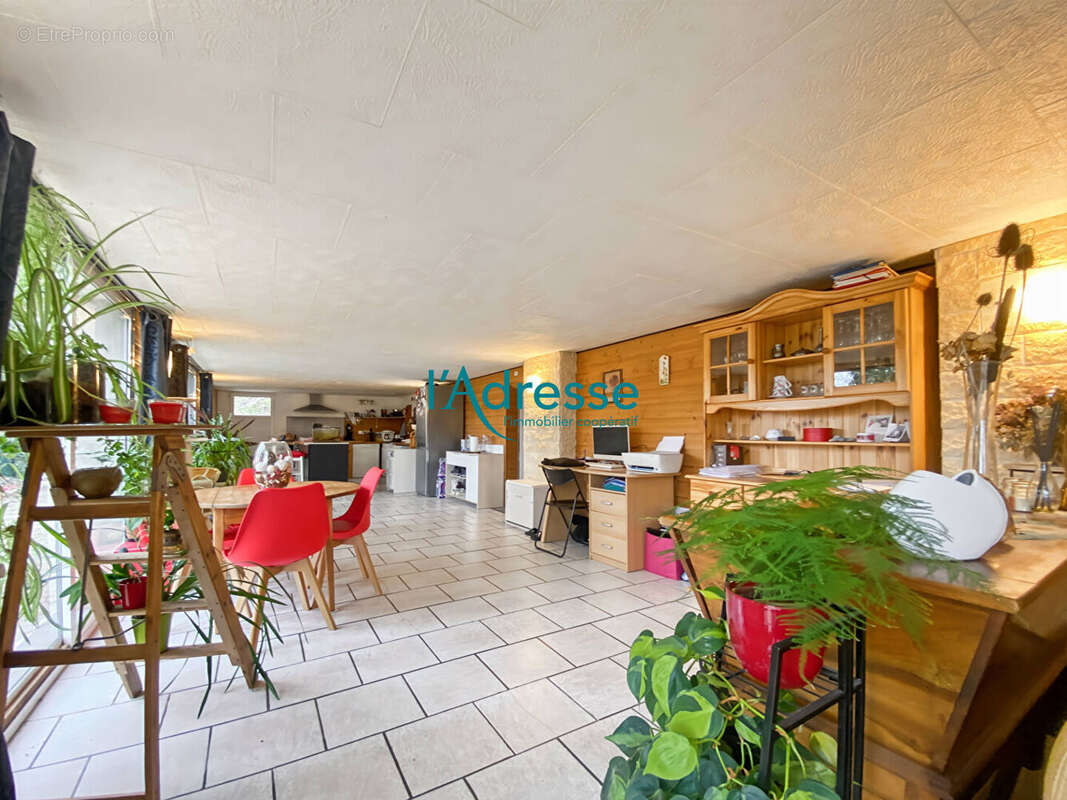 Maison à SERAINCOURT