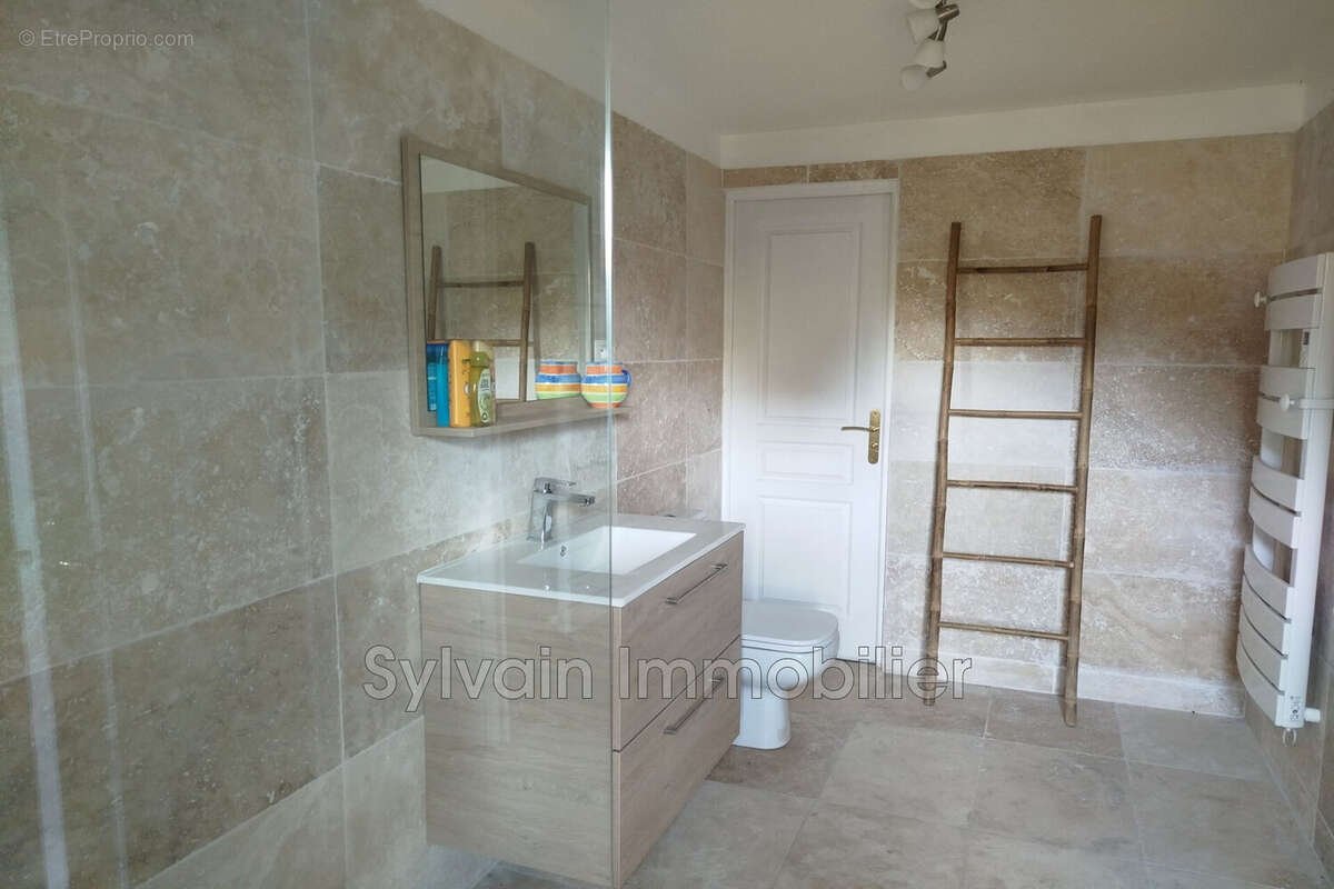 Maison 64 m² à Forges-Les-Eaux  - photo 5
