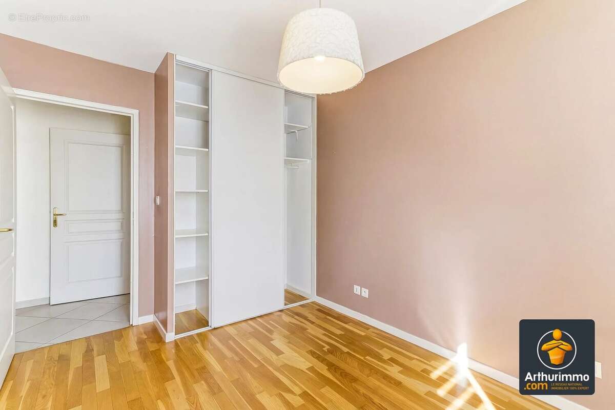 Appartement à CRAPONNE