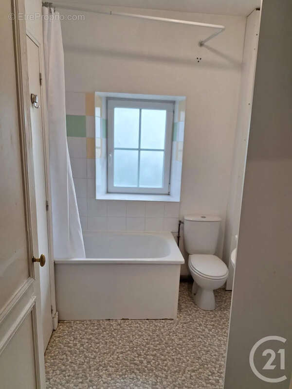 Maison à SAINT-BRICE-COURCELLES