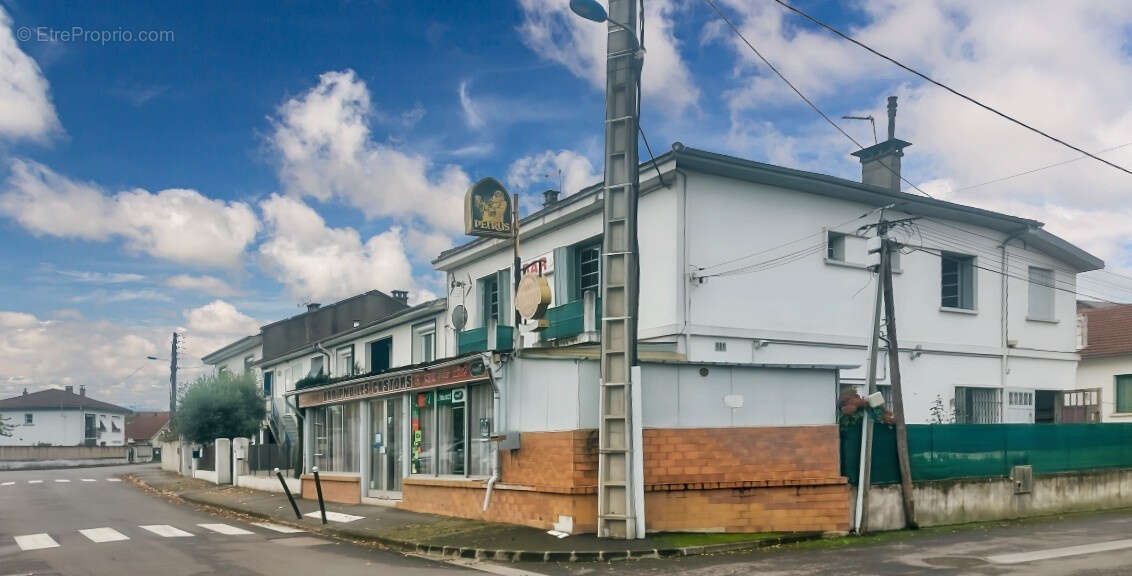 Appartement à AUREILHAN