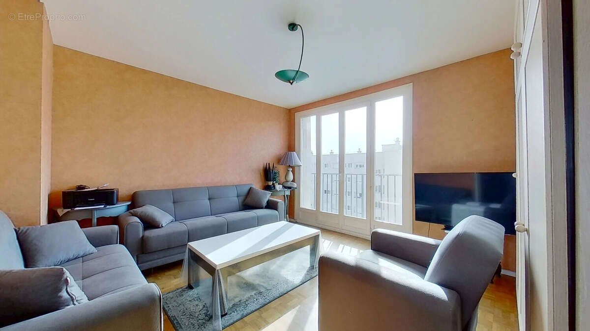 Appartement à LYON-8E