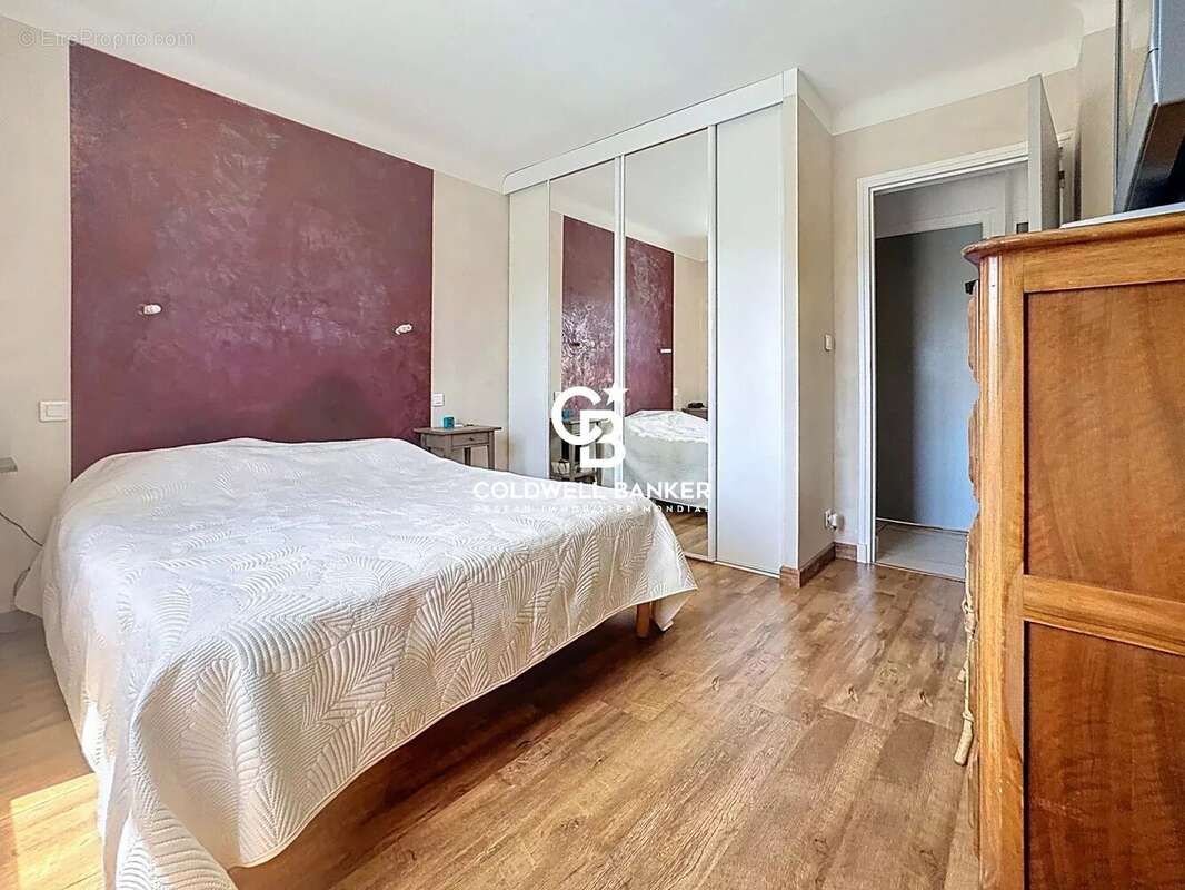 Maison à PUGET-SUR-ARGENS