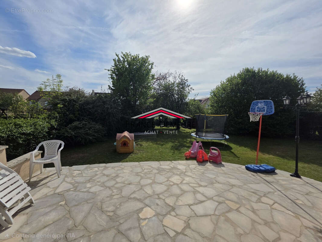 Maison à SAINT-PRIX