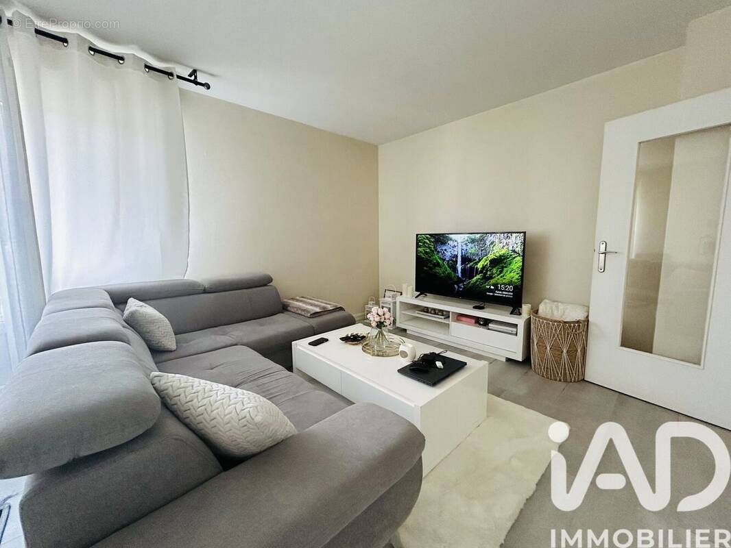 Photo 1 - Appartement à LA CHAPELLE-SAINT-MESMIN