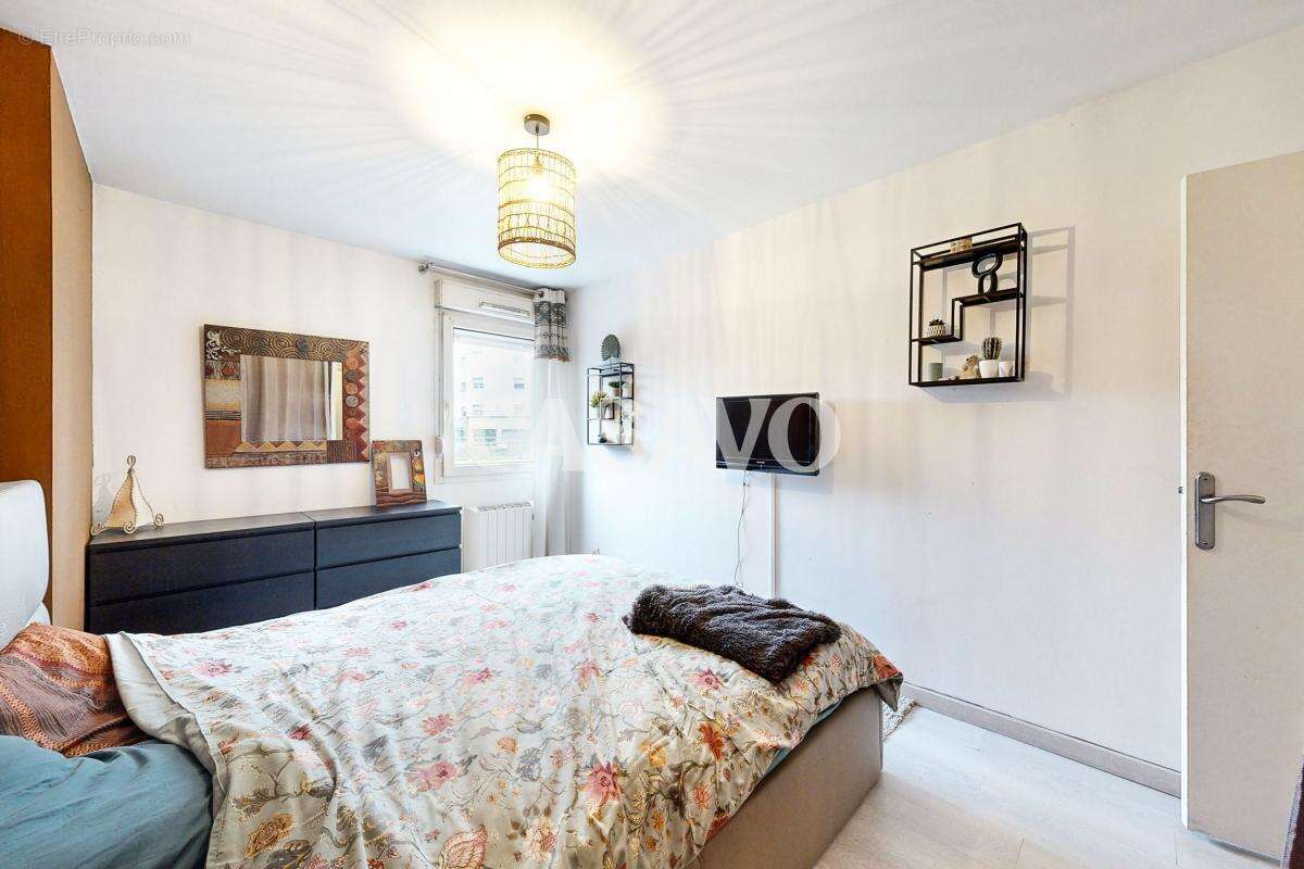 Appartement à LYON-8E