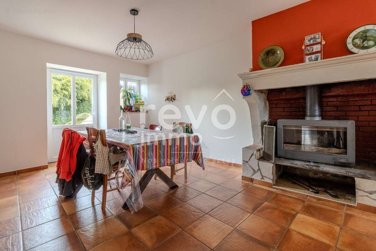 Maison à SAUVETERRE-DE-GUYENNE