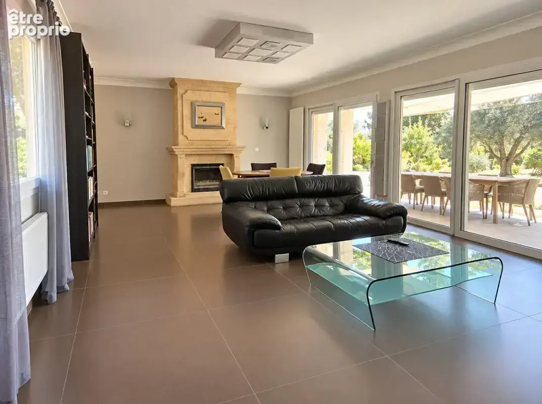 Maison 5 pièces 210 m² à vendre à Generac (30510) - photo 4