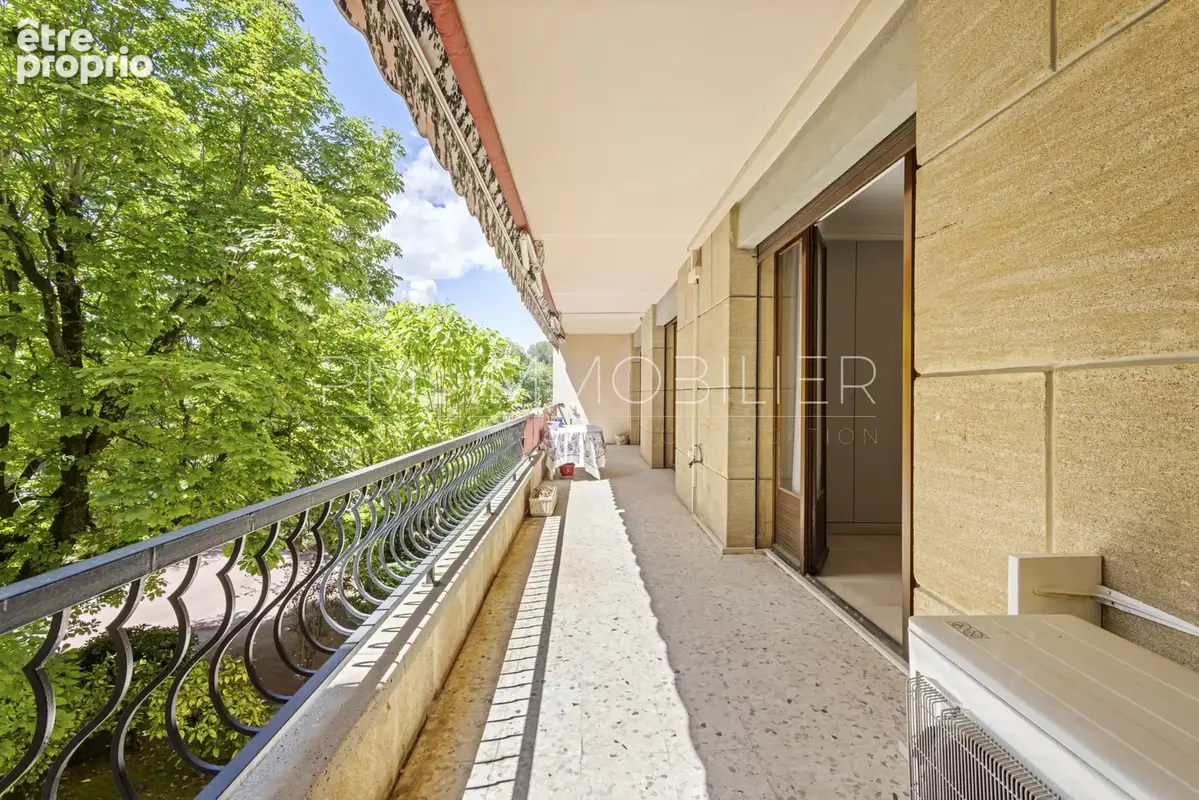 Appartement à AIX-EN-PROVENCE