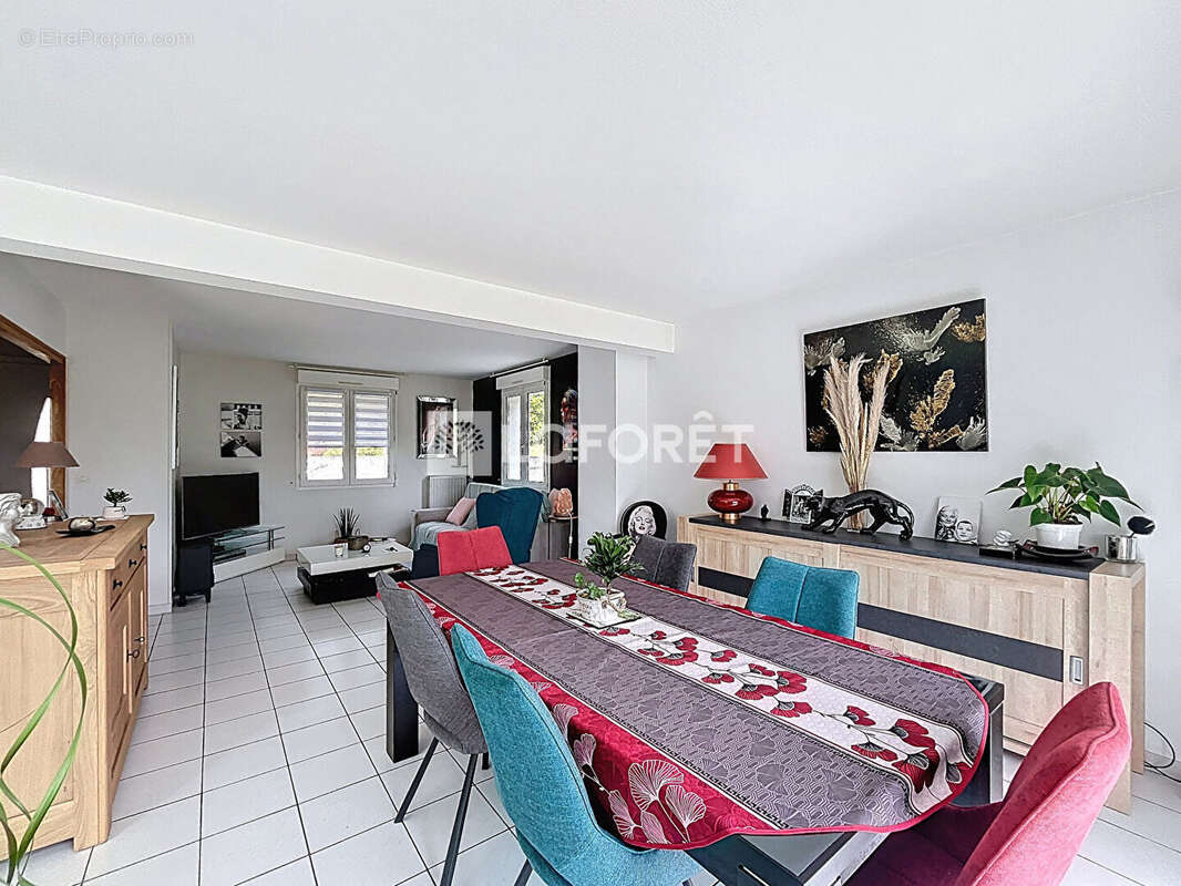 Maison à SAINT-GEORGES-DES-GROSEILLERS