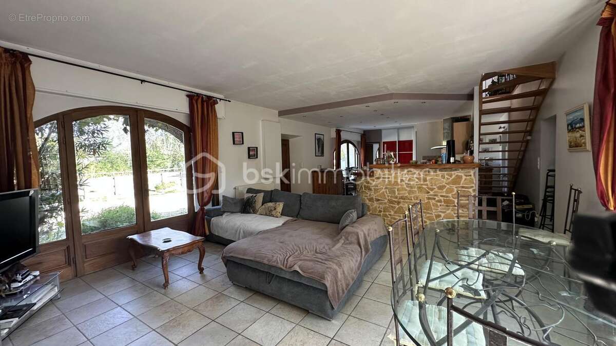 Propriete equestre de 14 hectares - photo 7