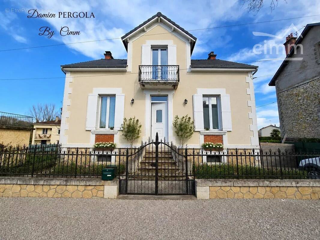 Maison à MONTIGNAC