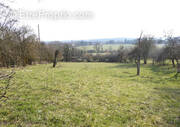 Terrain à MIRECOURT
