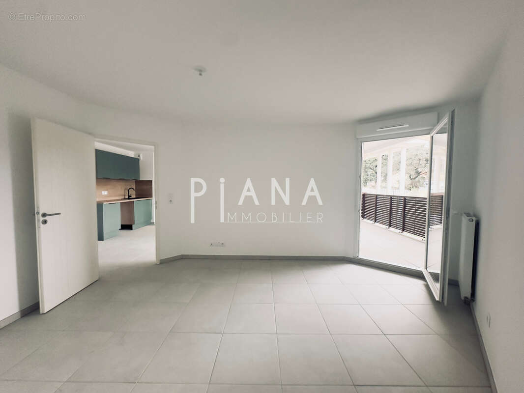 Appartement à LANCON-PROVENCE