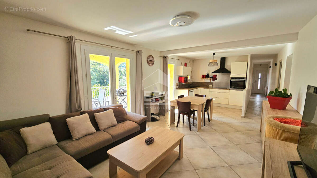 Appartement à VENCE