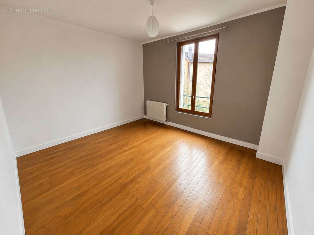 Maison 92 m² à Bagnolet  - photo 5