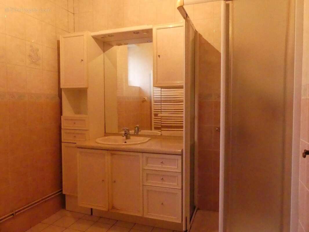 Appartement à CHARMOY