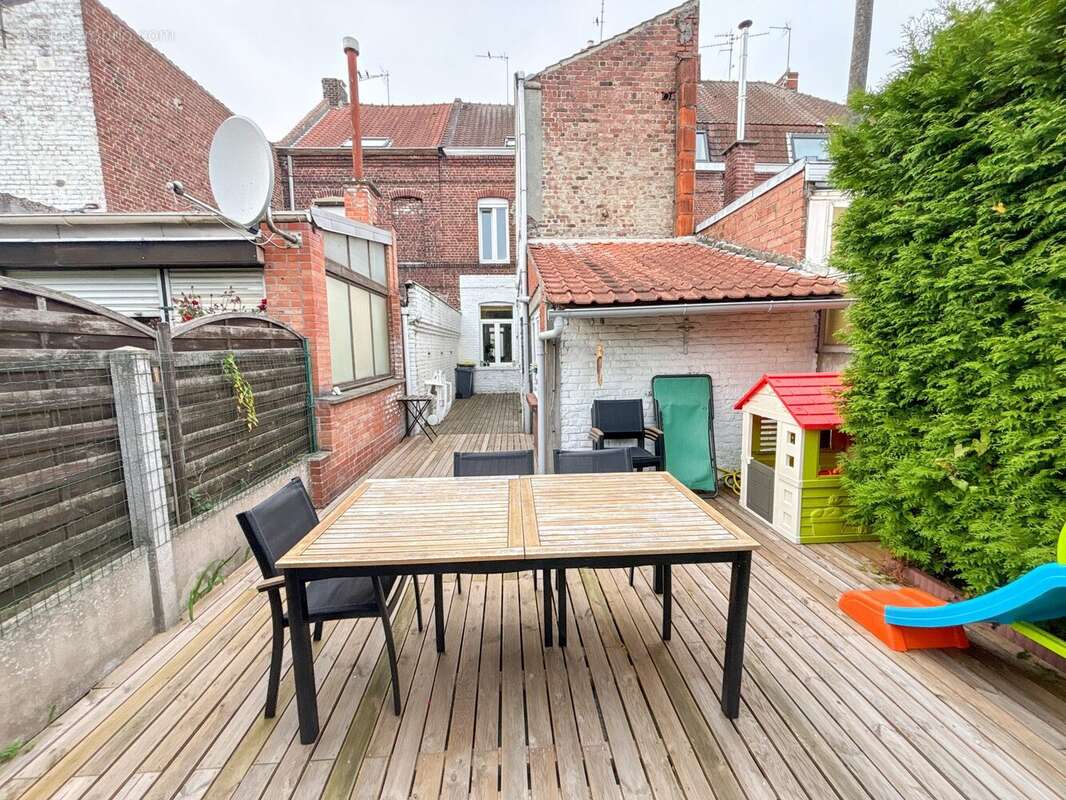 Maison à LYS-LEZ-LANNOY