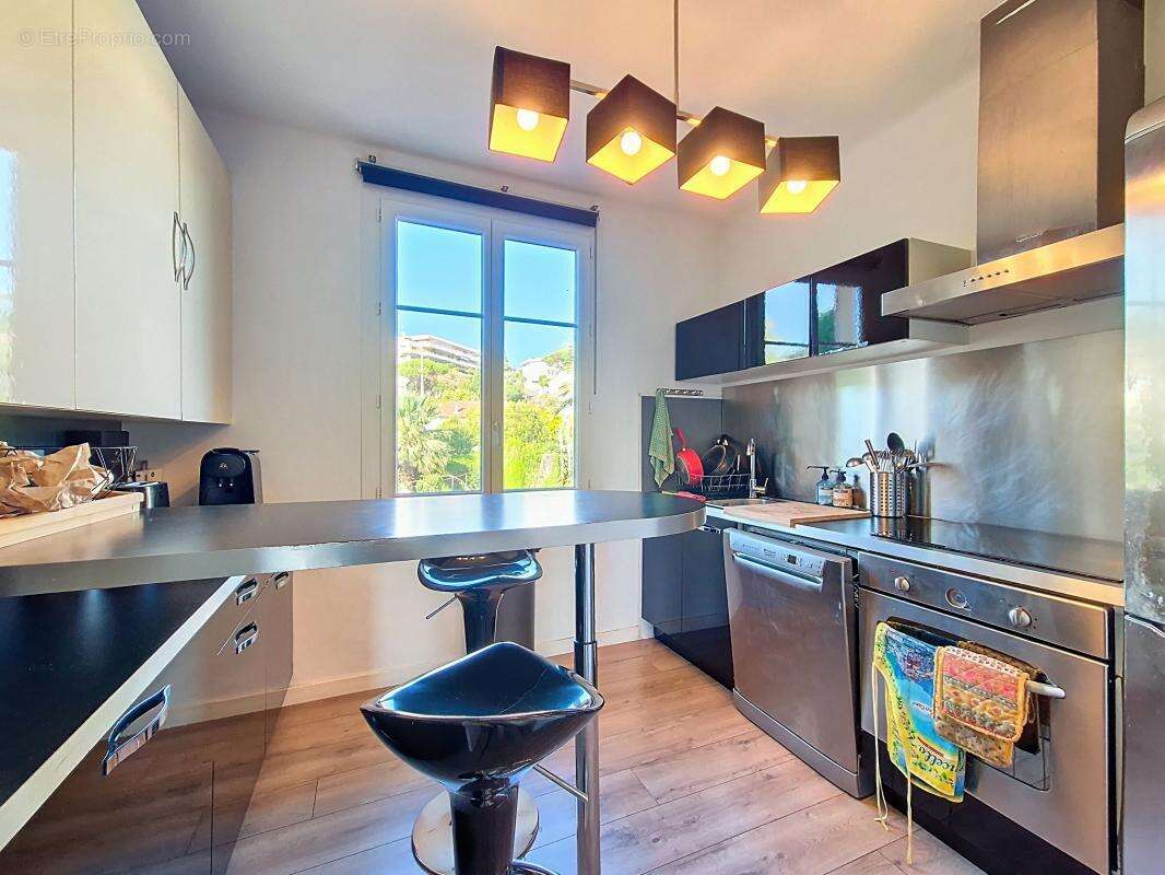 Appartement à LE CANNET