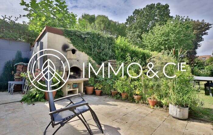 Maison à QUESNOY-SUR-DEULE