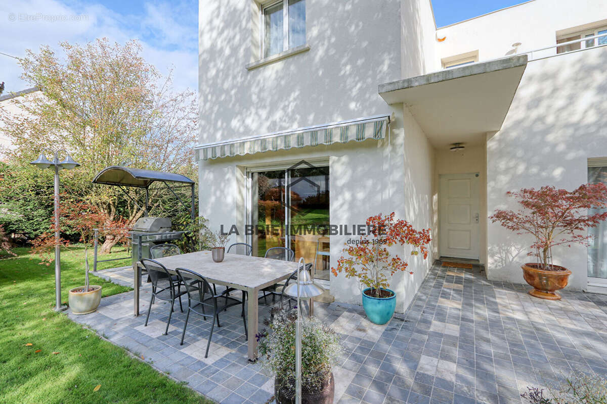 Maison à QUINCY-SOUS-SENART