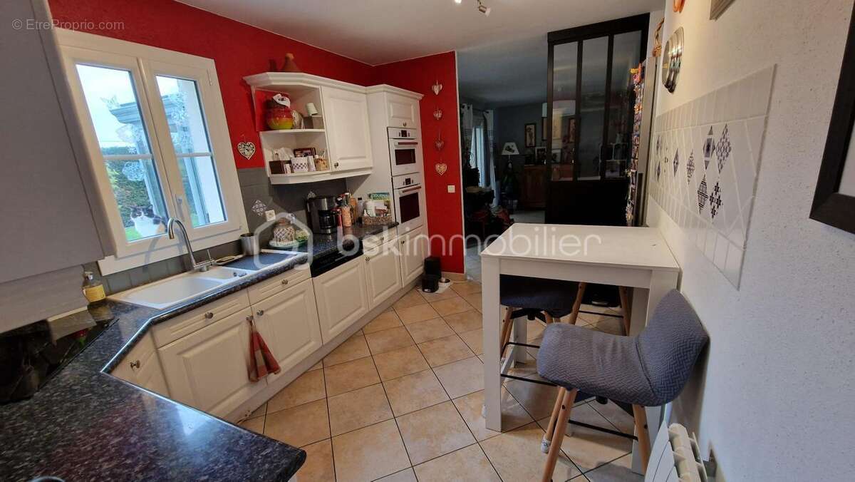 Maison, 4 chambres, plein pied de vie, Terrain arboré de 900 m2 - photo 12