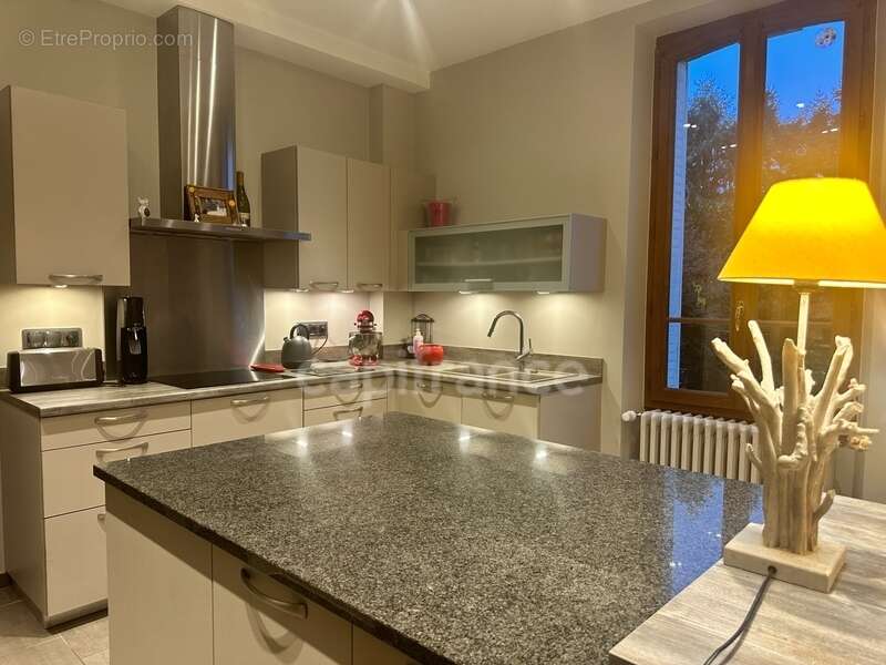 Maison à CHAMPS-SUR-YONNE