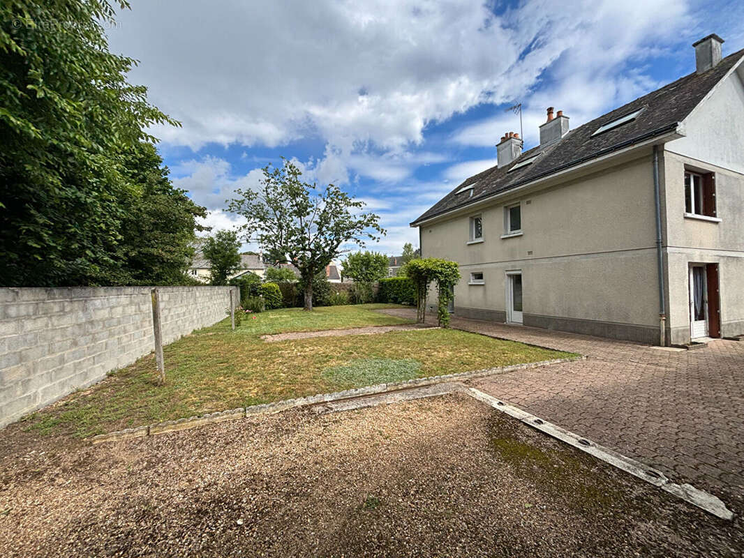 Maison à MORANNES