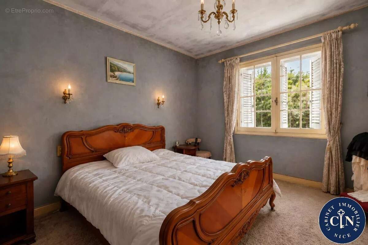 Maison 246 m² à Drap  - photo 8