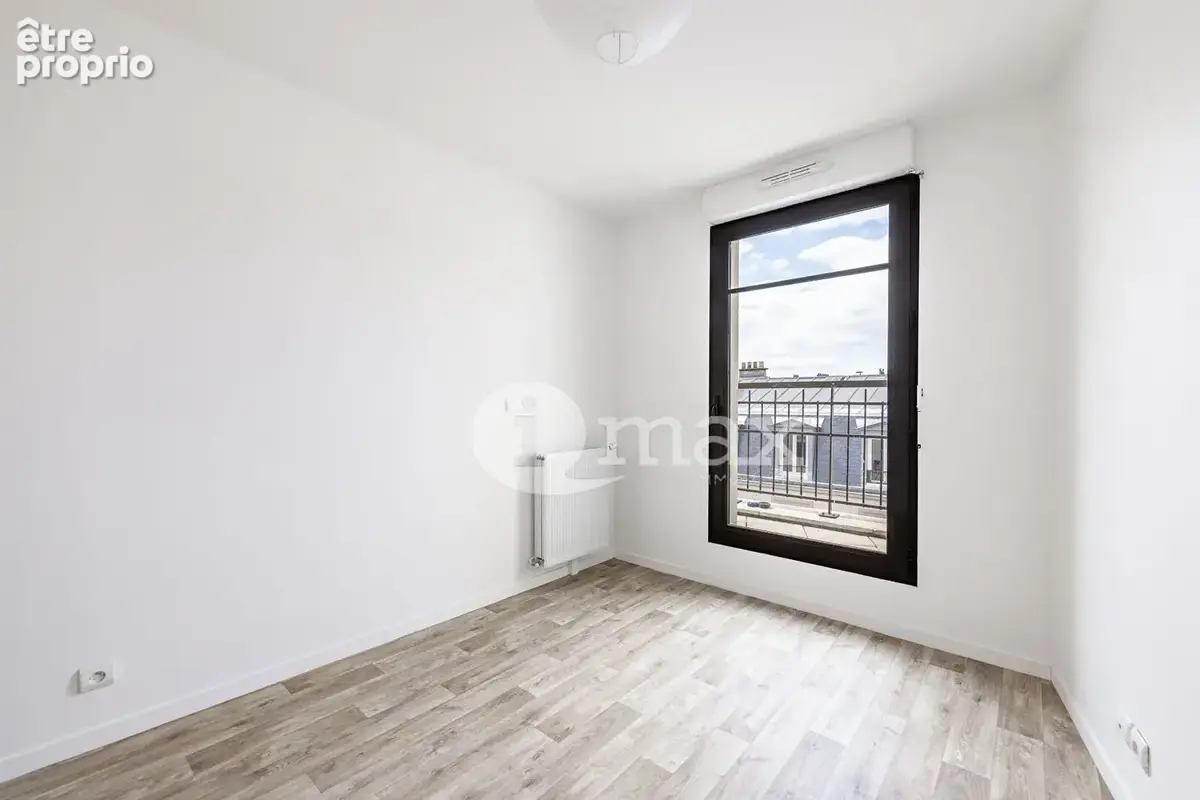 Levallois - 5 pièces  dernier étage - 999 000 euros fai - photo 8