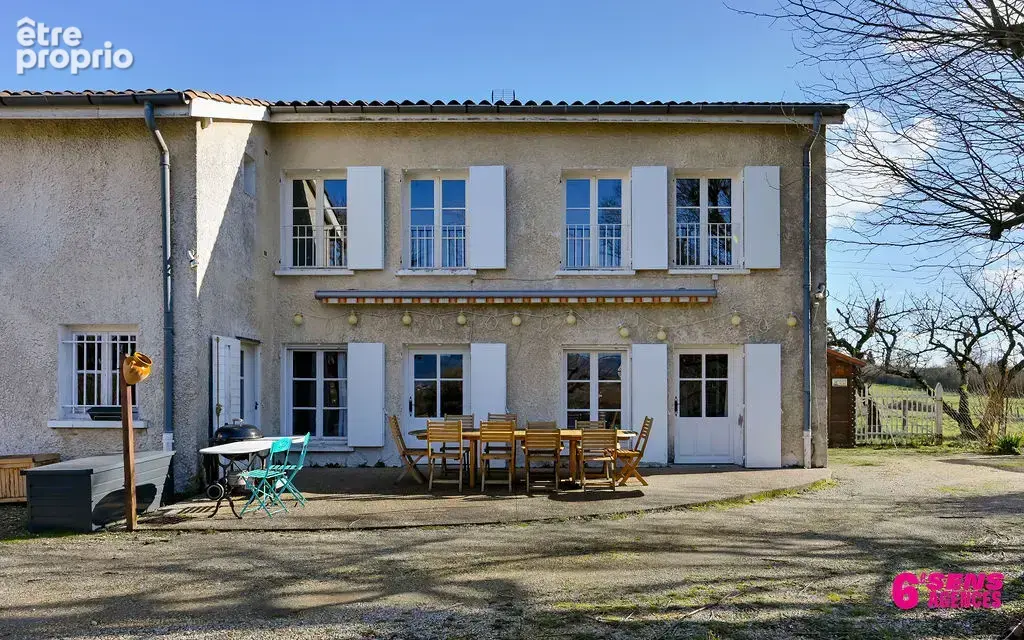 Chaponost   Propriété avec deux habitations sur 5 000 m2 de terrain - photo 5