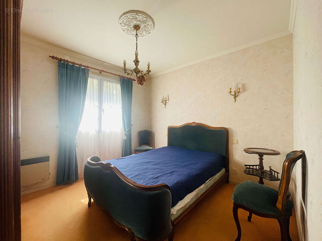 Maison à COMMEQUIERS