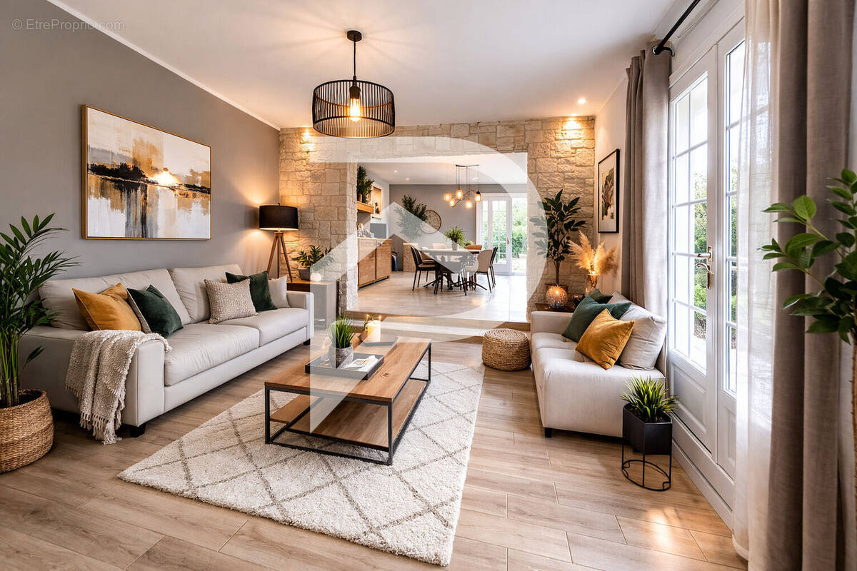 Maison à MALATAVERNE