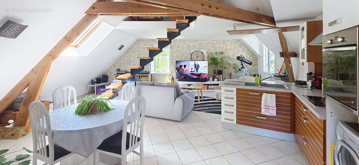 Appartement à MONTCEAUX-LES-MEAUX