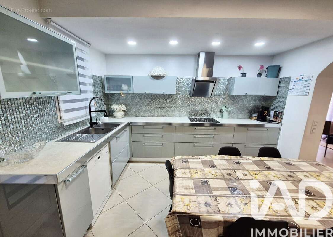 Appartement 450 m² à Perpignan  - photo 6