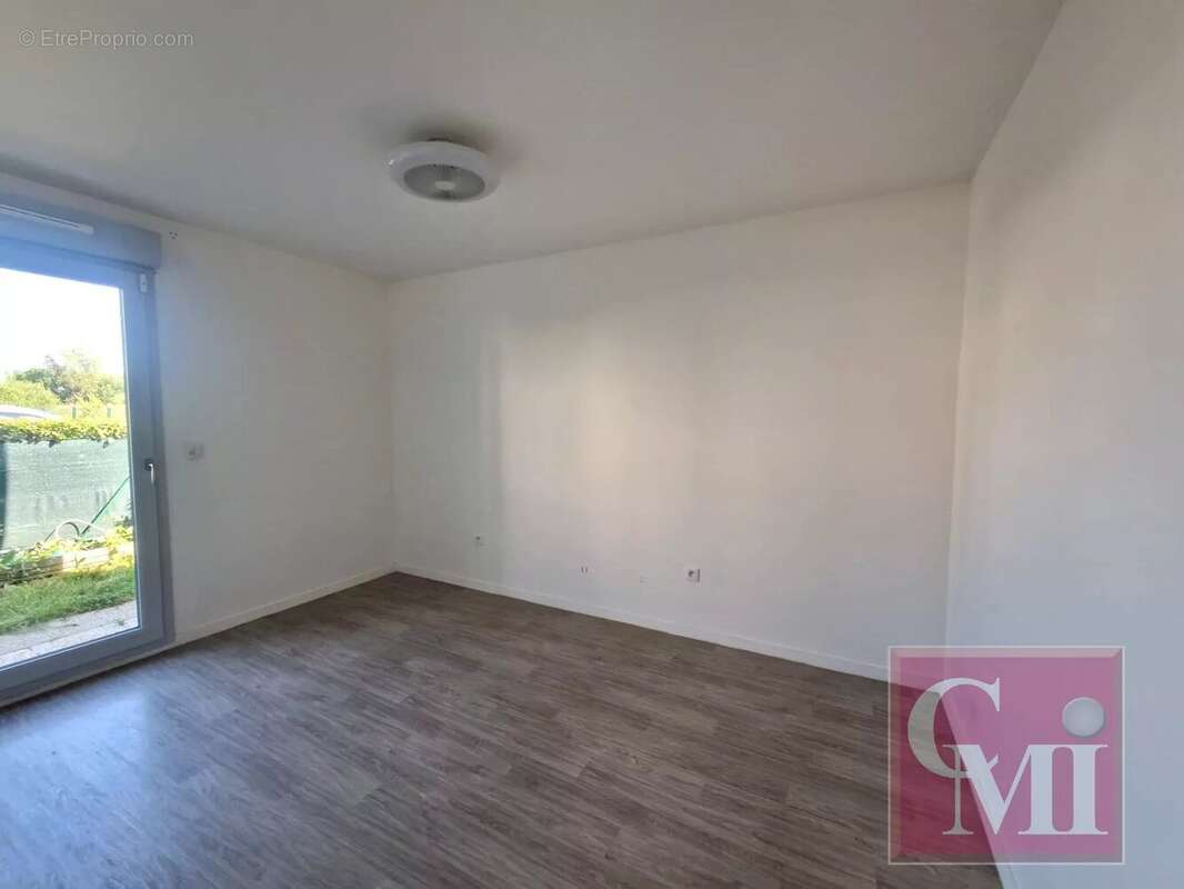 Appartement à EGLY