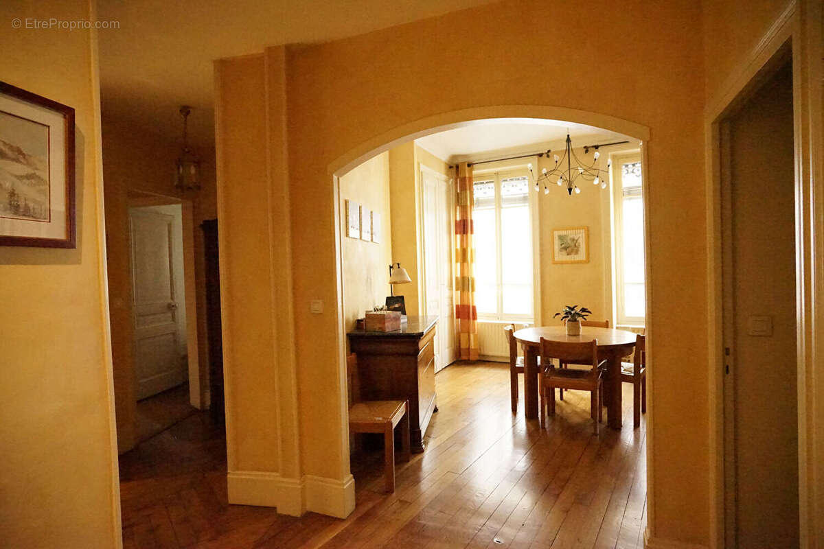 Appartement à LYON-7E