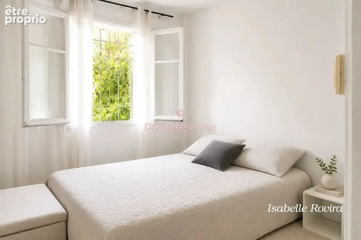 Appartement 3 pièces 57 m² à vendre à Toulon (83000) - photo 3