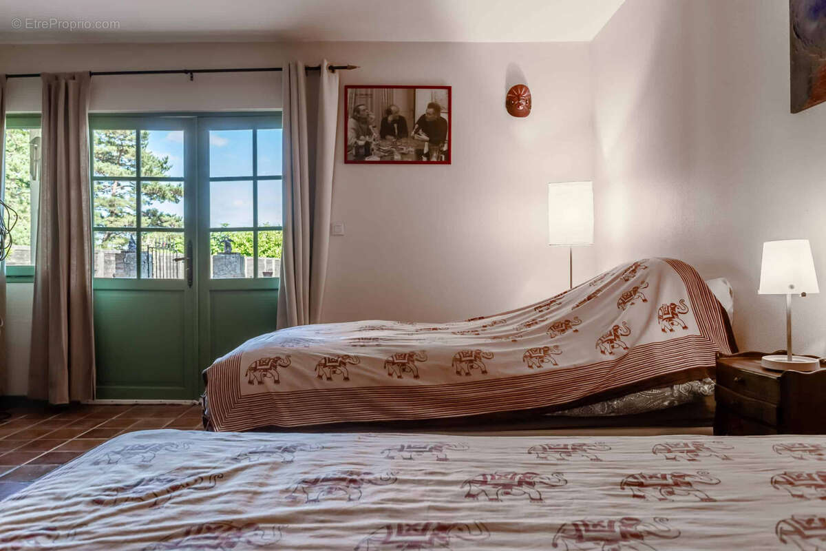 Village house with garden - photo 27