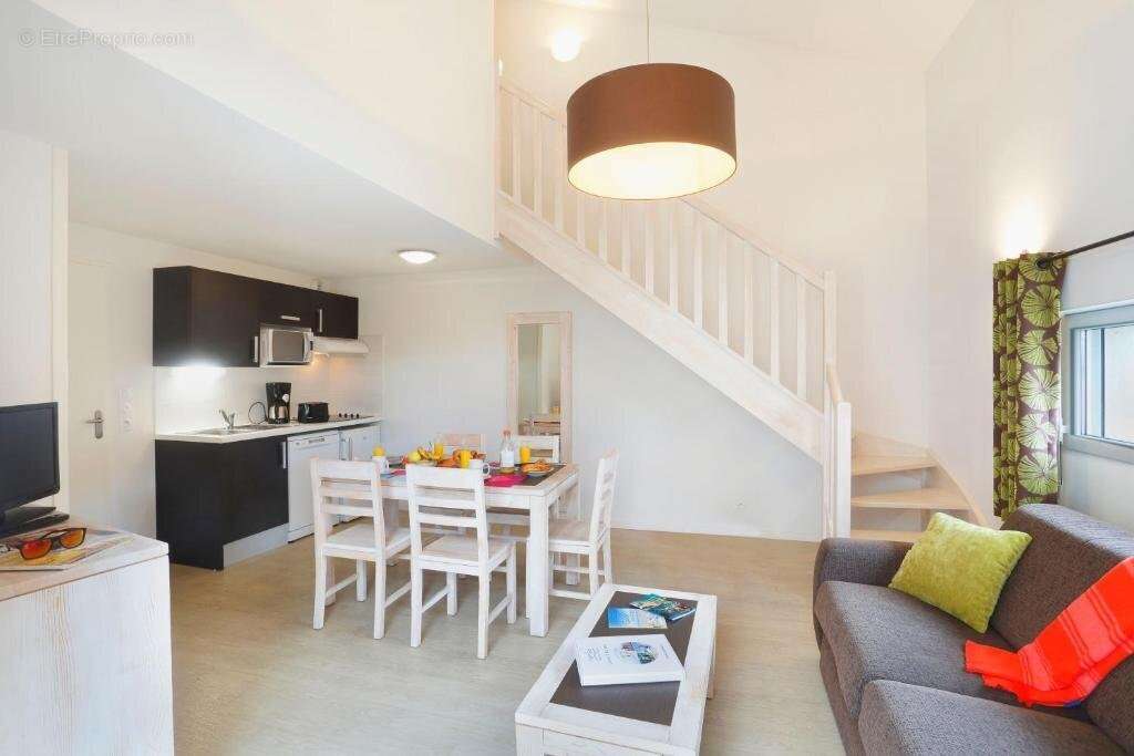 INVESTISSEMENT LOCATIF  Les Sables-d'Olonne  Résidence Tourisme Nemea Les Grands Rochers - 5,69 % de rentabilité - photo 3
