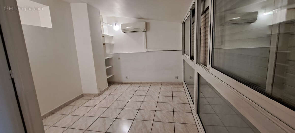 Appartement à MARSEILLE-10E
