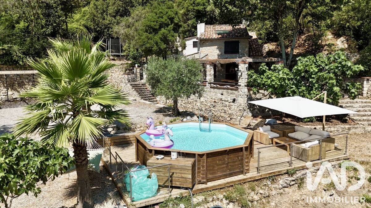 Photo 1 - Maison à SOLLIES-TOUCAS