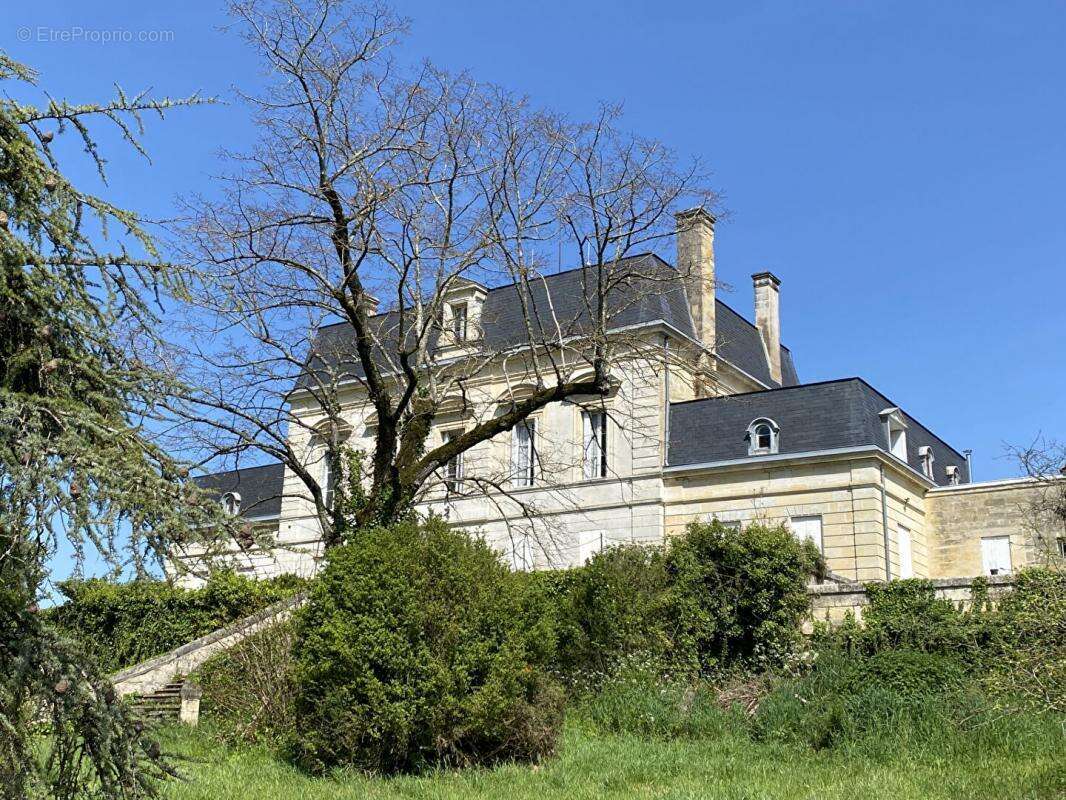 Maison à MONTAGNE