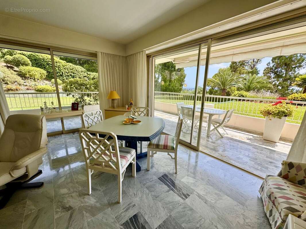 Appartement à CANNES