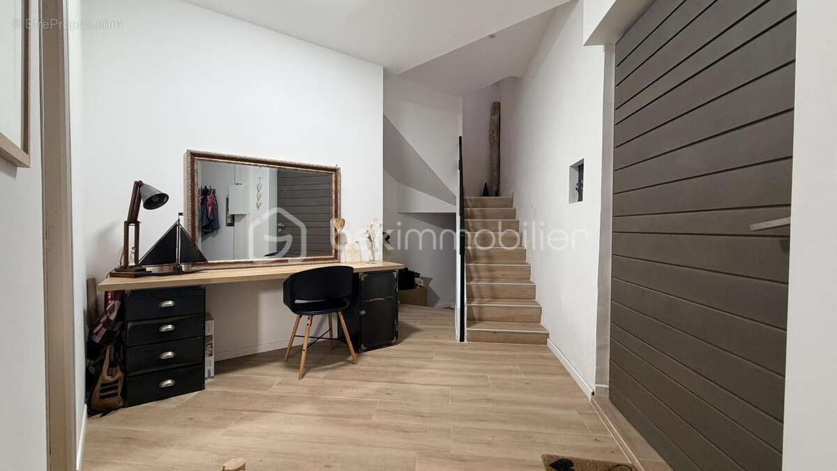 Maison entiérement rénovée avec garage - photo 2
