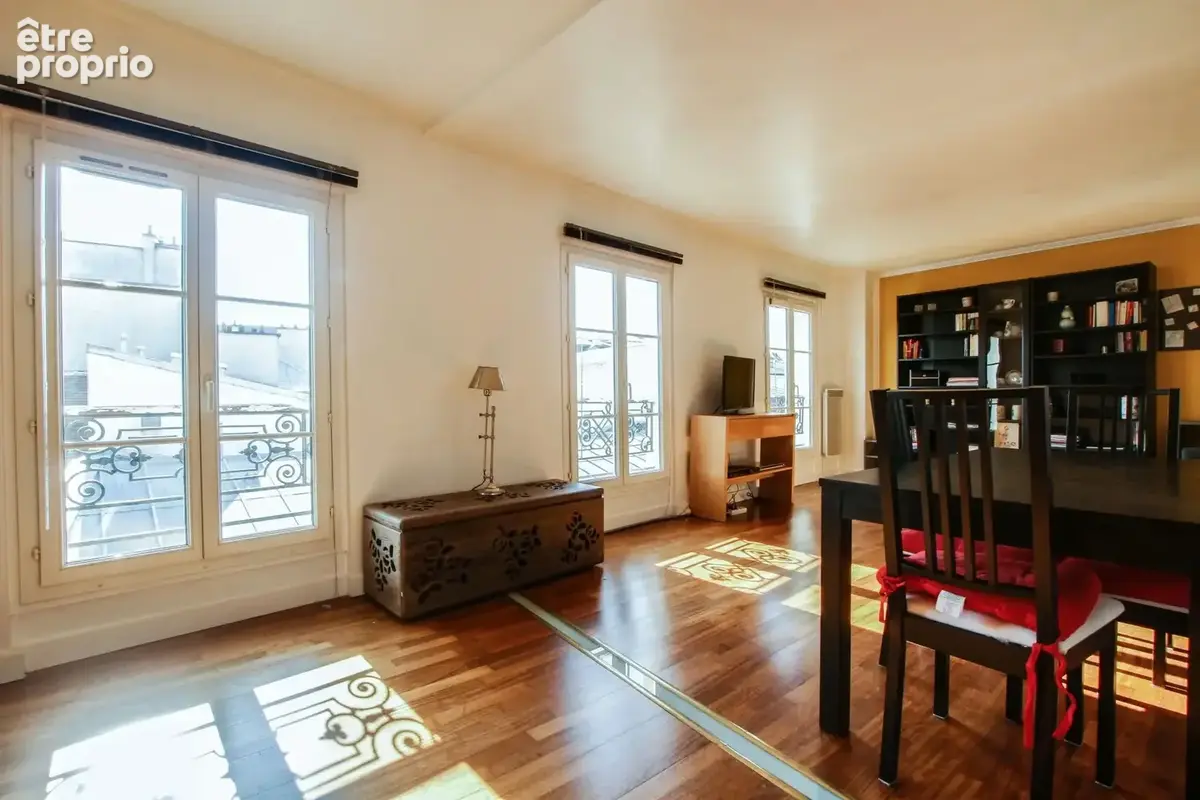 Appartement à PARIS-3E