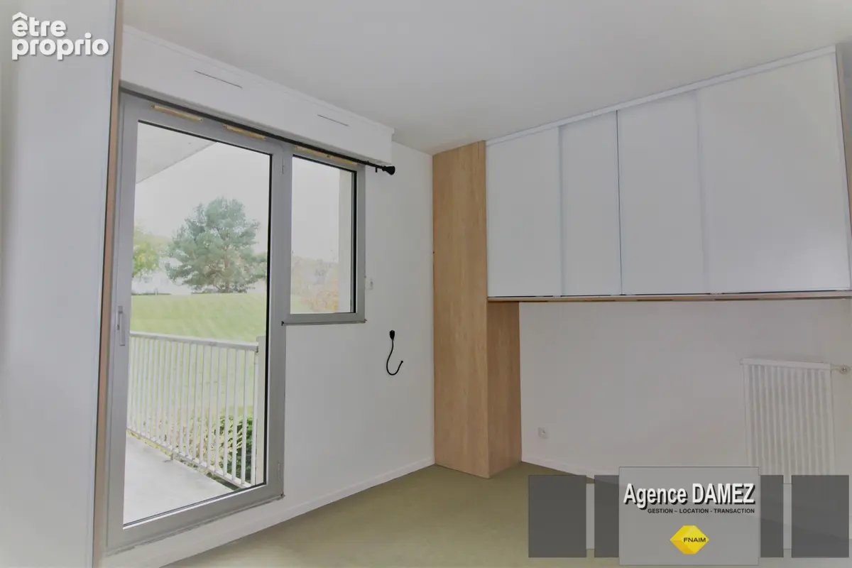 DOURDAN - Appartement F3 de 74 m² avec terrasse, garage et cave - photo 5