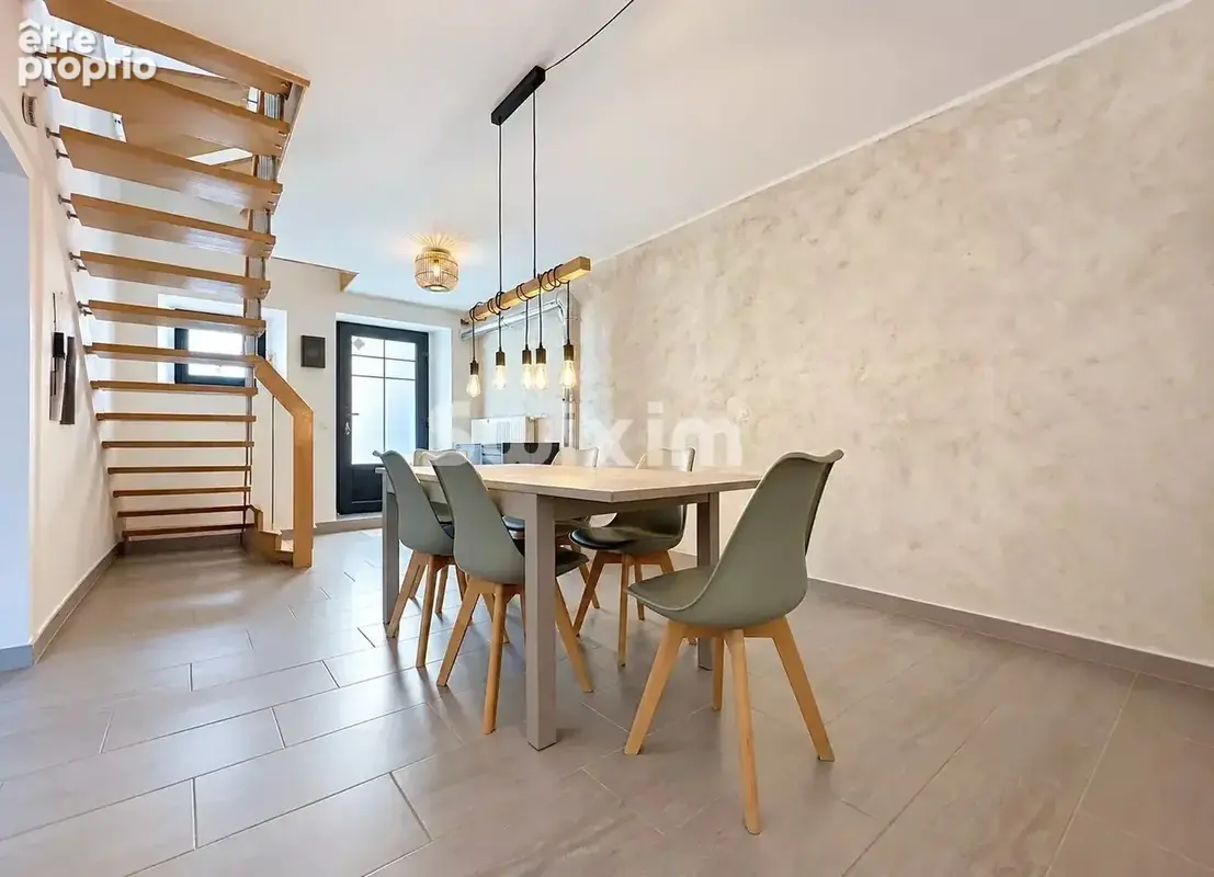 Appartement à DOUVAINE