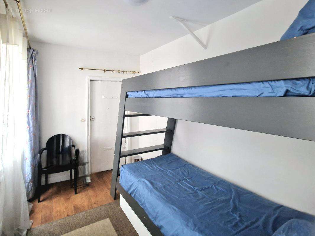 Appartement à PARIS-4E